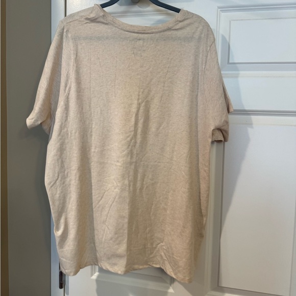 Vera Bradley "Live in the Sunshine" T Shirt - Picture 3 of 3